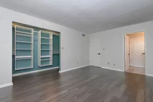 1823 Paramount Dr, Waukesha, WI 53186 - Photo 14