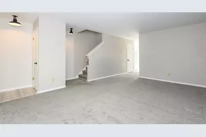 1823  Paramount Dr #C, Waukesha, WI 53186 - Photo 8