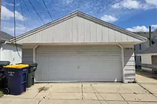 1651 S 58th St, West Allis, WI 53214 - Photo 44