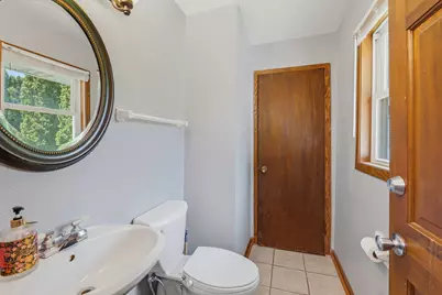 519  Scenic Dr, West Bend, WI 53090 - Photo 10