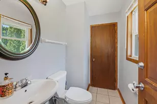 519 Scenic Dr, West Bend, WI 53090 - Photo 10