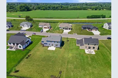 629  Twin Creeks Dr, Dousman, WI 53118 - Photo 30