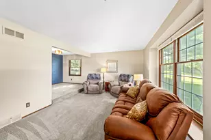 S74W26260 Green Mountain Dr, Vernon, WI 53189 - Photo 4