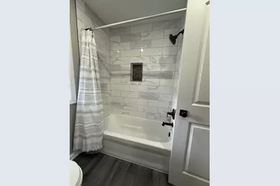 2229 N 102nd St, Wauwatosa, WI 53226 - Photo 8