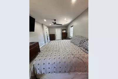 2229 N 102nd St, Wauwatosa, WI 53226 - Photo 22