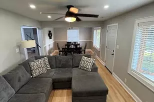 2229 N 102nd St, Wauwatosa, WI 53226 - Photo 10