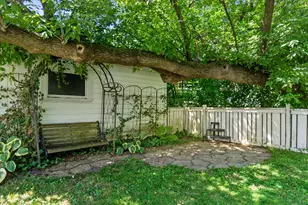 3229 N 90th St, Milwaukee, WI 53222 - Photo 32