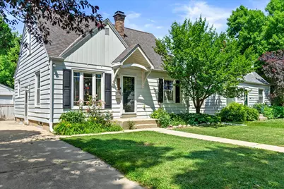 3229 N 90th St, Milwaukee, WI 53222 - Photo 2