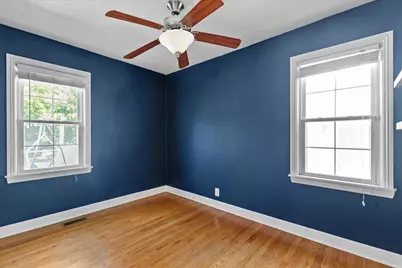 3229 N 90th St, Milwaukee, WI 53222 - Photo 8