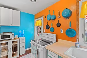 3818 S 18th St, Milwaukee, WI 53221 - Photo 8