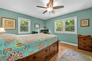 19500 W Pinecrest Ln, New Berlin, WI 53146 - Photo 10