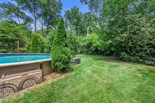 19500 W Pinecrest Ln, New Berlin, WI 53146 - Photo 36