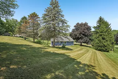 S29W29947 S Bethesda Cir, Genesee, WI 53188 - Photo 36