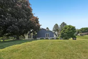 S29W29947 S Bethesda Circle, Genesee, WI 53188 - Photo 38