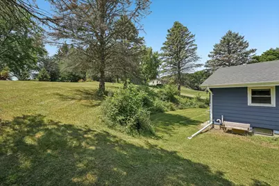 S29W29947 S Bethesda Cir, Genesee, WI 53188 - Photo 34