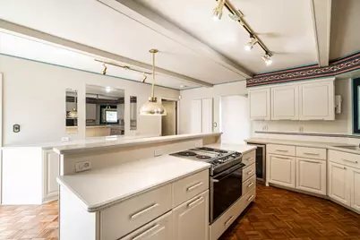 12600 W Wilbur Dr, New Berlin, WI 53151 - Photo 12