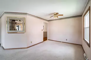 12600 W Wilbur Dr, New Berlin, WI 53151 - Photo 6