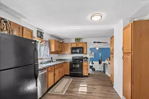 3265 Lockwood Blvd, Lyons, WI 53147 - Photo 6