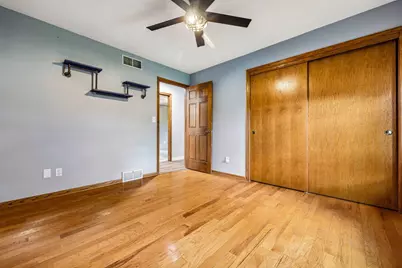 W163N10528  Ridgeview Ln, Germantown, WI 53022 - Photo 28
