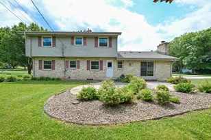 18440 Bristol Ln, Brookfield, WI 53045 - Photo 30