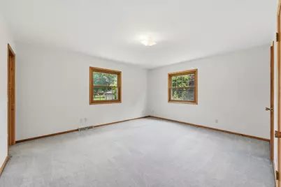 18440  Bristol Ln, Brookfield, WI 53045 - Photo 16