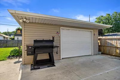 1305  Center St, Racine, WI 53182 - Photo 26