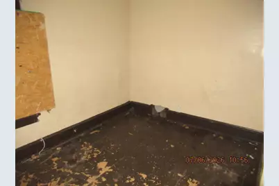 2723 N 40th St #2725, Milwaukee, WI 53210 - Photo 10
