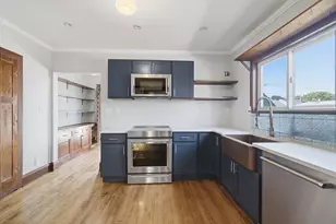 3812 E Carpenter Ave, Cudahy, WI 53110 - Photo 10