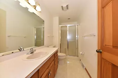 1322  Hidden Fields Dr, West Bend, WI 53095 - Photo 18