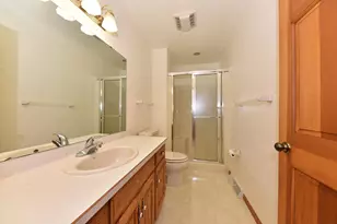 1322 Hidden Fields Dr, West Bend, WI 53095 - Photo 18
