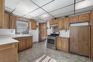 2910 W Mitchell St, Milwaukee, WI 53215 - Photo 4