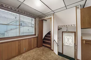 2910 W Mitchell St, Milwaukee, WI 53215 - Photo 6