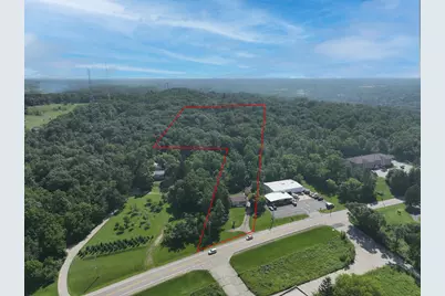 1475  Elkhorn Rd, Lake Geneva, WI 53147 - Photo 1