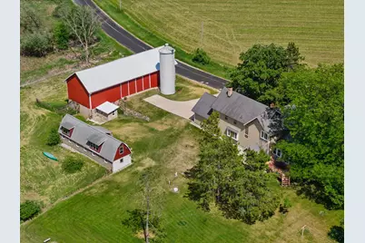 N9523  North River Rd, Ixonia, WI 53036 - Photo 2