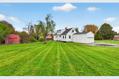 305  Leanore Ln, Brookfield, WI 53005 - Photo 28