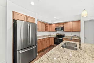 2748 Hidden Dr, Saint Francis, WI 53235 - Photo 20