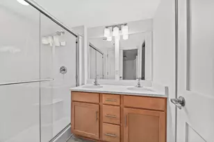 2748 Hidden Dr, Saint Francis, WI 53235 - Photo 24