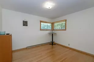 7642 W Honey Creek Pkwy, West Allis, WI 53219 - Photo 22