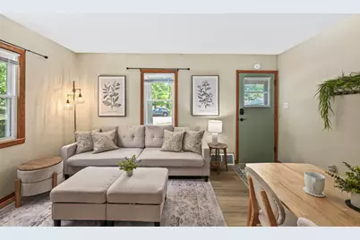 11510 W Wisconsin Ave, Wauwatosa, WI 53226 - Photo 4