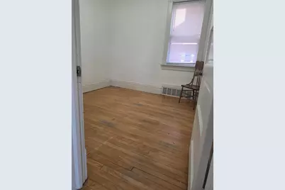 1337 S 63rd St, West Allis, WI 53214 - Photo 8