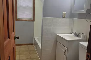 1337 S 63rd St, West Allis, WI 53214 - Photo 12