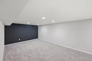 2792 S 58th St, Milwaukee, WI 53219 - Photo 20
