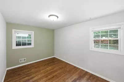 2792 S 58th St, Milwaukee, WI 53219 - Photo 18