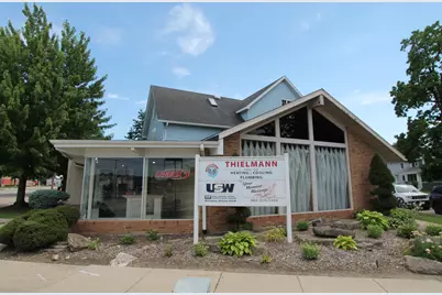 201 S Pine St, Burlington, WI 53105 - Photo 2
