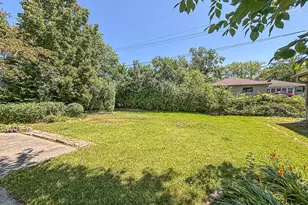 W152N8310 Elm Ln, Menomonee Falls, WI 53051 - Photo 30
