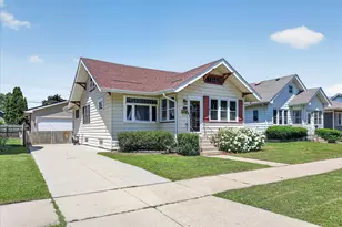 7714 14th Ave, Kenosha, WI 53143 - Photo 2