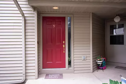 500 S Edwards Blvd #9, Lake Geneva, WI 53147 - Photo 2