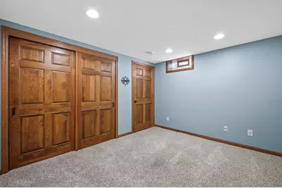 2803  Ridgeline Cir, Waukesha, WI 53188 - Photo 24