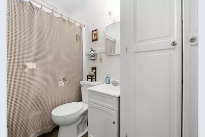 219  9th St, La Crosse, WI 54601 - Photo 14