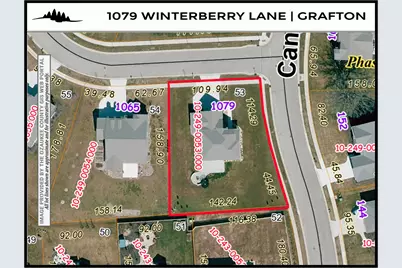 1079  Winterberry Ln, Grafton, WI 53024 - Photo 46